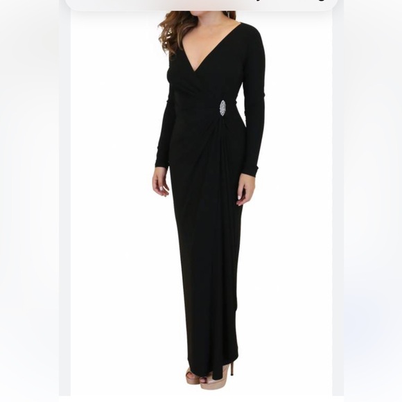 LAUREN RALPH LAUREN Evening Gown  Black Long Dress Crystal Accent SZ 4 Christmas - Picture 1 of 9
